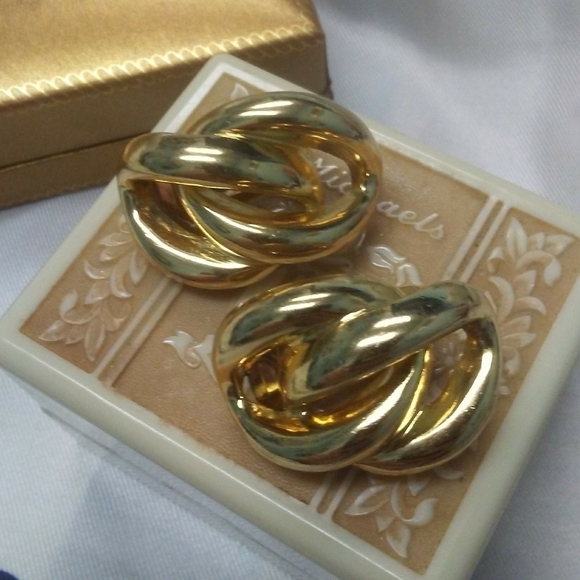 Christian Dior Lg Vintage Chain-Link Earrings - Picture 6 of 8